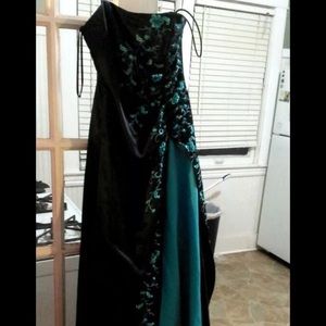 Black and aqua prom dress